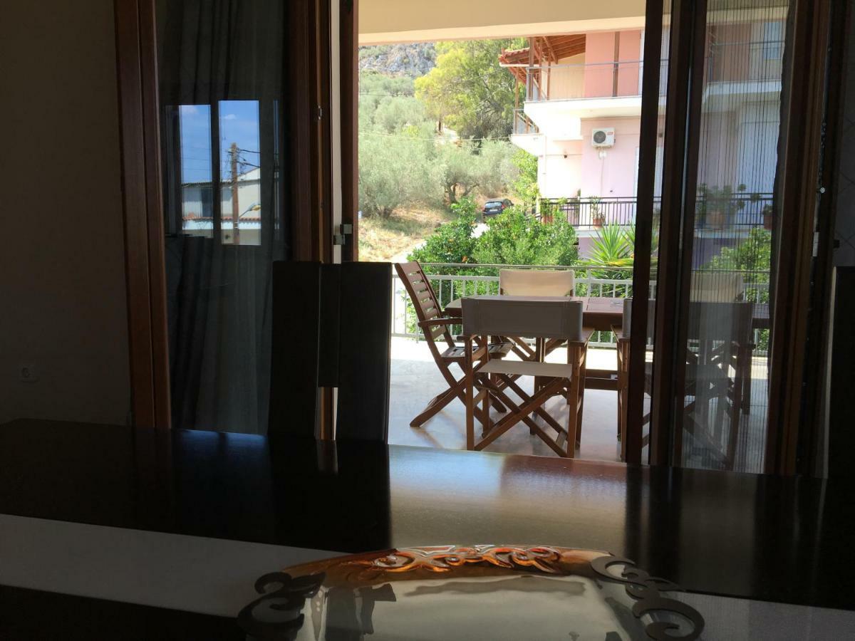 Family Cozy House Nafplio Apartment Екстериор снимка